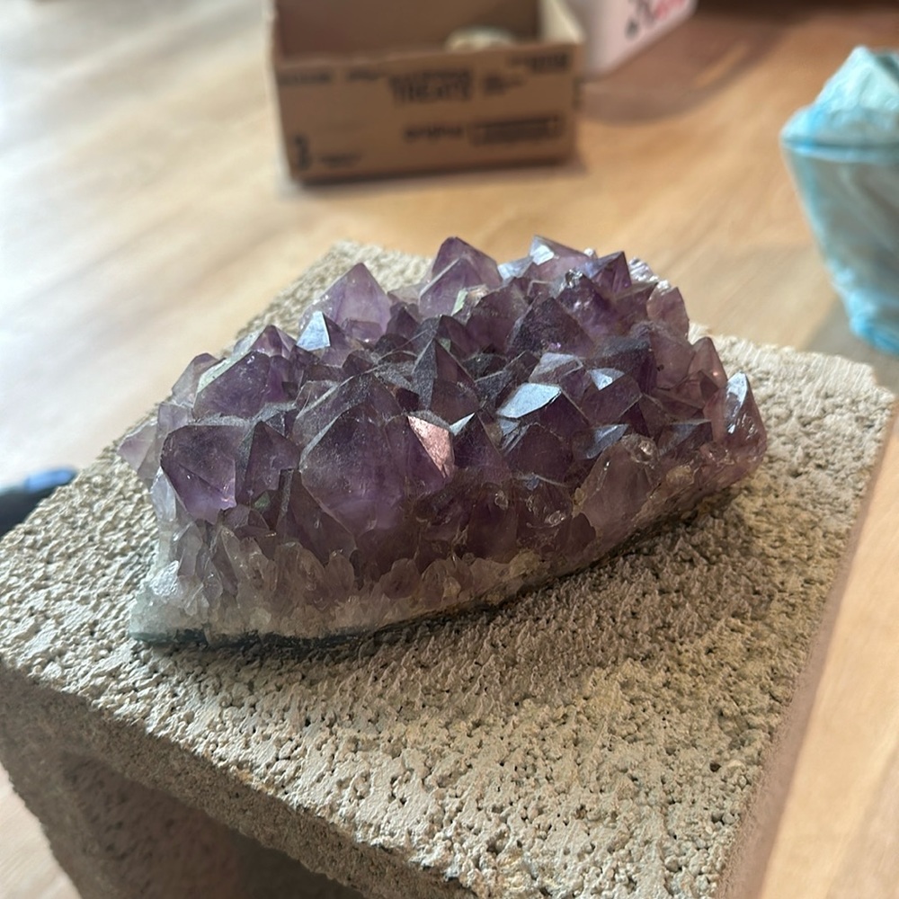 I am selling this amythyst rock.